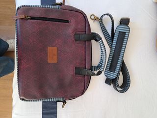 Maletín para portátil de Ssntoro- Gorjus
