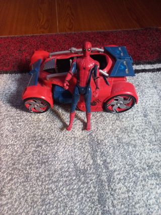 Coche spiderman y muñeco 