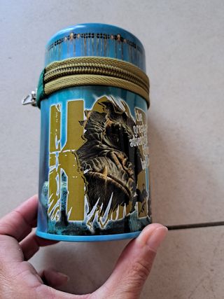 Contenitore latta e cerniera king kong