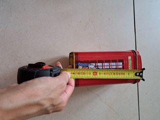 Salvadanaio in latta mcvitie's