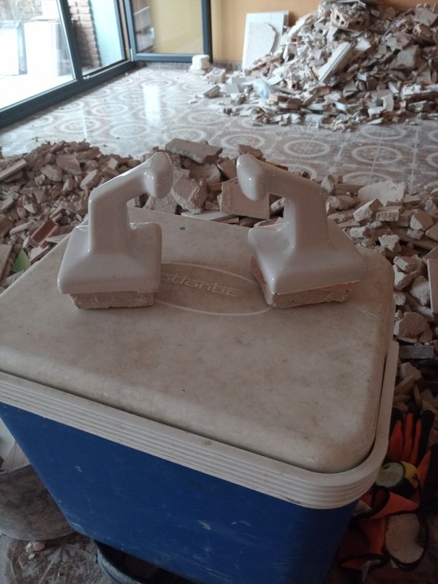 Colgadores toallas cuarto de baño 