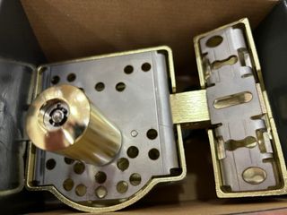 Cerrojo SAG Latonado y Cromado (NUEVOS) OFERTA