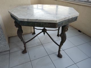 Mesa de mármol y bronce antigua