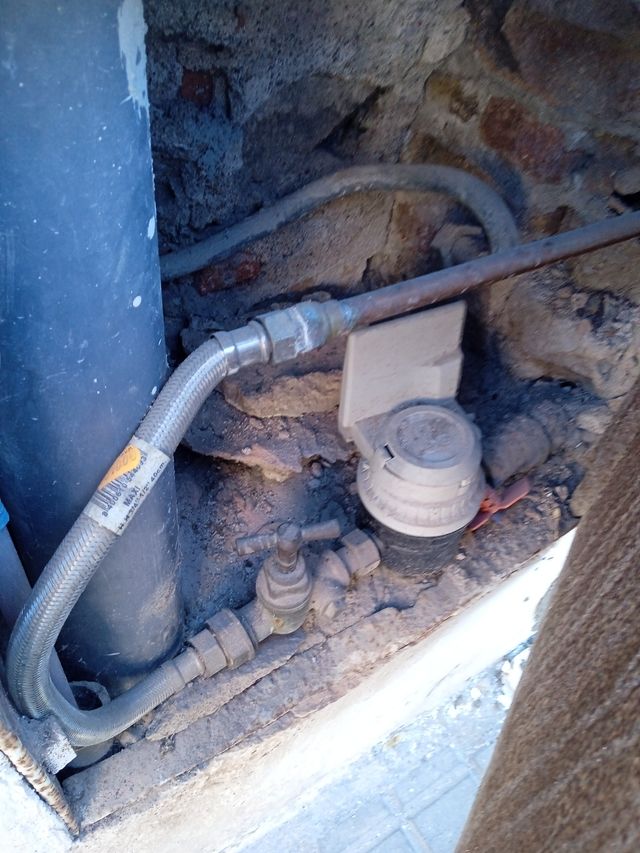 Fontanero. Especialista en filtraciones