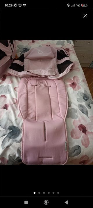 Colchoneta y capota Bugaboo 