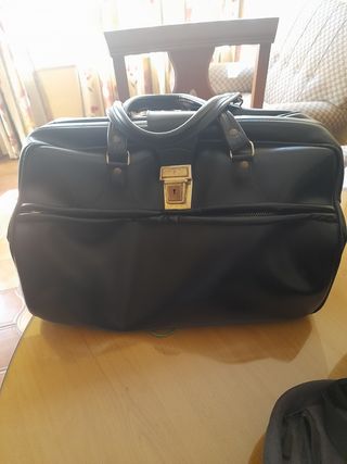 Maleta de piel
