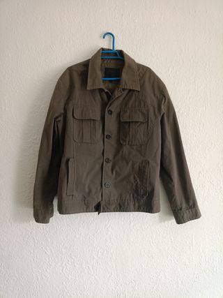 Cazadora Zara