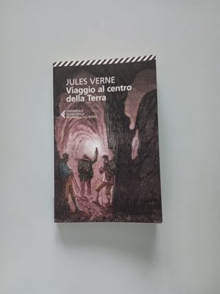 Libro viaggio al centro della terra