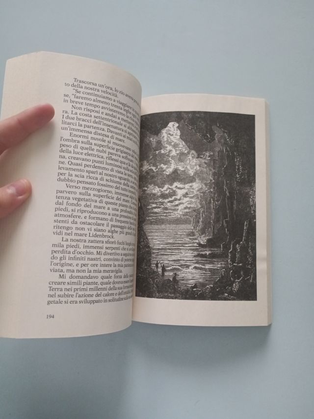 Libro viaggio al centro della terra