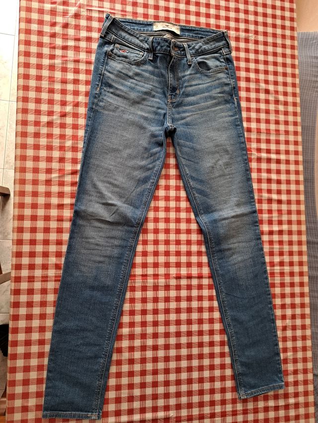 Jeans con le farfalle