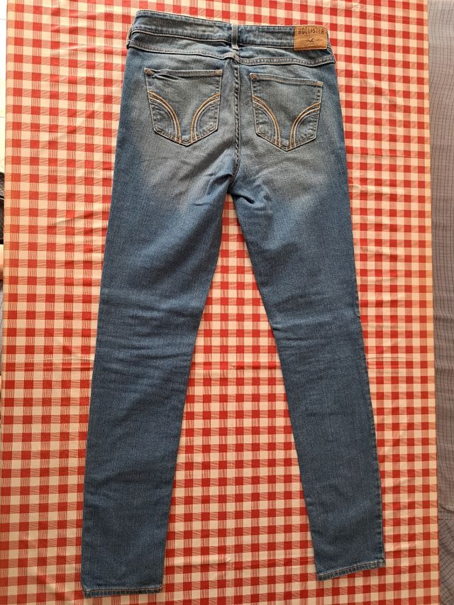 Jeans con le farfalle