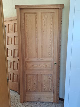 PUERTA DE ENTRADA PINO MELIS