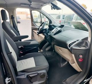 Ford Tourneo CUSTOM TITANIUN 8 PLAZAS 