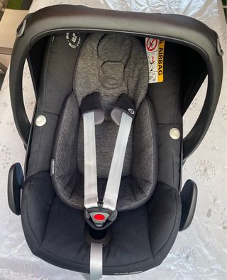 Maxi-Cosi Pebble Pro + Base + plastico lluvia