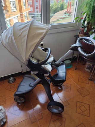 Silla + capazo stokke