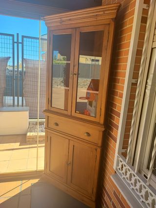 Mueble madera maciza