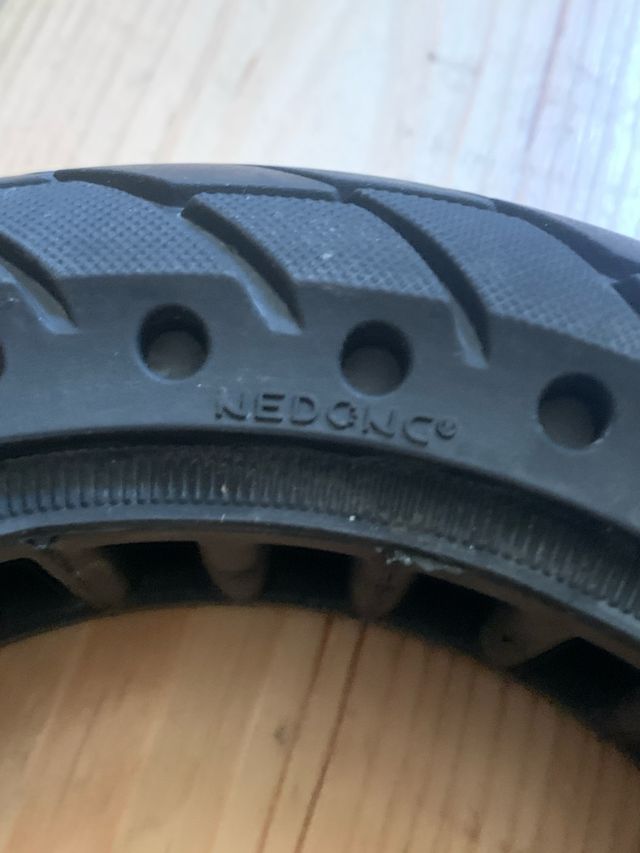 Neumatico solido patinete Smartgyro