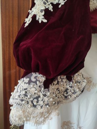 Traje de novia medieval