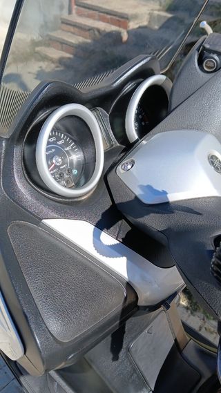 Yamaha xmax 250i abs