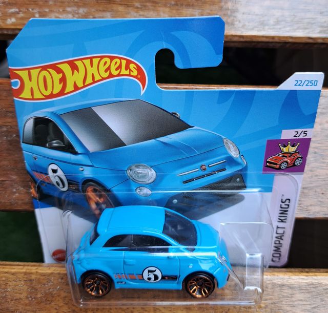 HotWheels FIAT 500e (Compact Kings) 2024