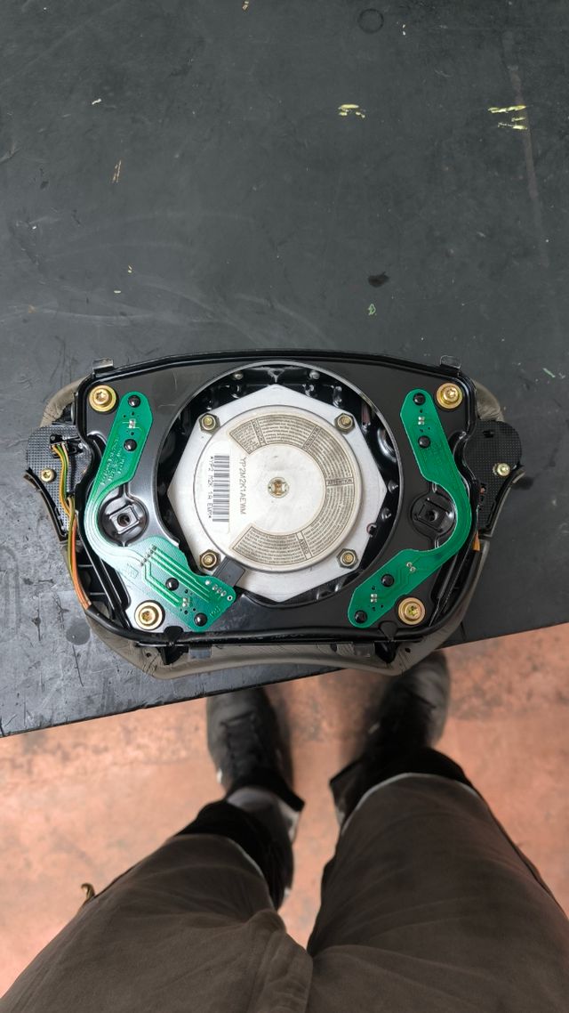 Airbag cuero  mercedes