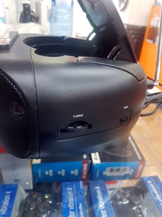 Radio cassette cd nuevo sin caja