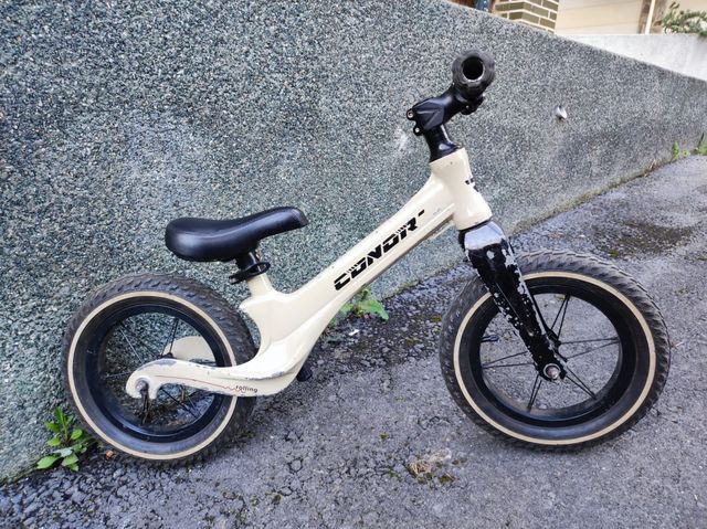 Bici equilibrio Conor crema