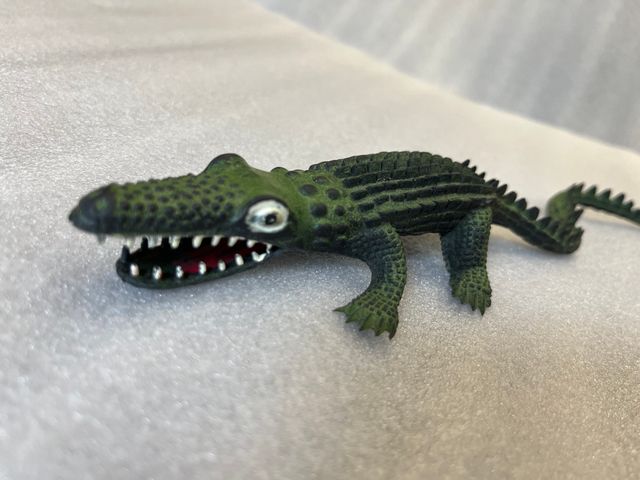 Cocodrilo goma vintage china 80-90s