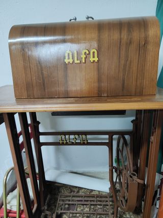 Maquina de coser alfa