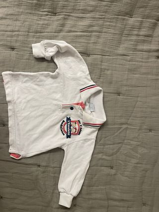 Uniforme l’ escoleta badalona