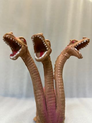 Dragón tres cabezas Bootleg Español 80-90s