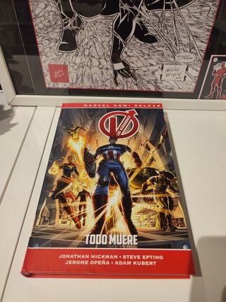 Vengadores de J.Hickman V1