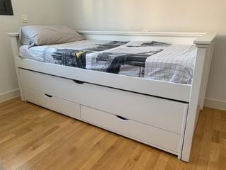 Cama compacta tipo diván juvenil