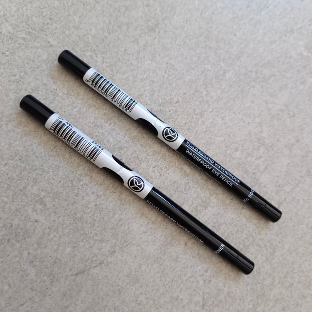 Lápiz ojos retráctil YR NUEVO