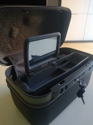 Neceser rígido Benetton