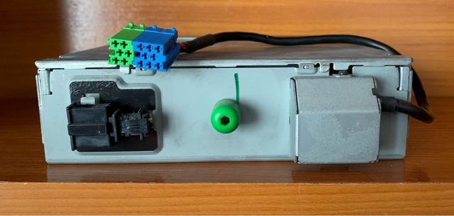 Equipo Radio Gamma VW Golf 4 + Cargador CD