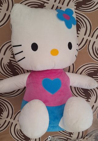 Adorabile peluche.  Idea 🎁