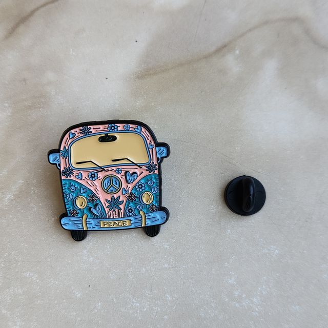 Pin furgoneta hippy