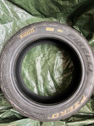 Pirelli RK7 Medias