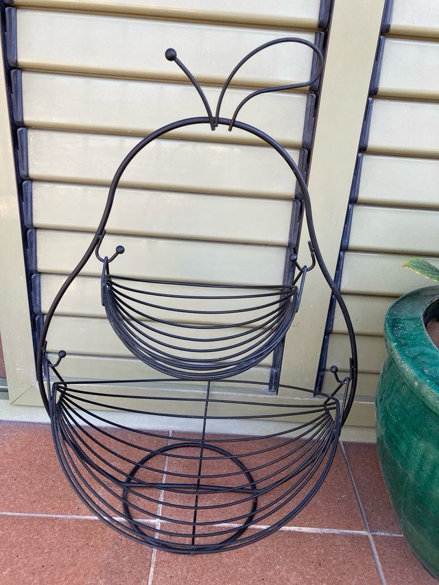 Frutero de forja
