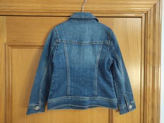 3-4 años. Benetton chaqueta vaquera