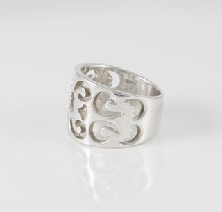 Anillo Tous Calado Frontal Silueta Oso en Plata