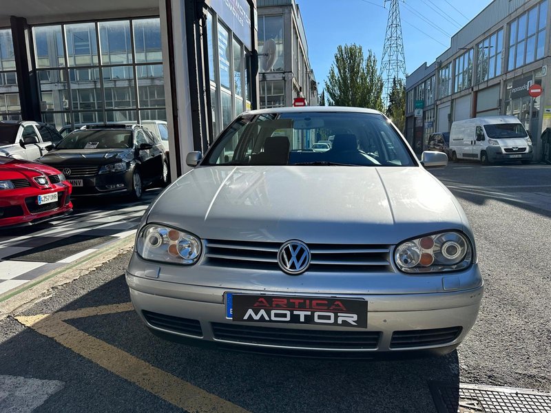 Volkswagen Golf 2001, foto 2