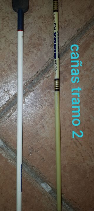 Cañas de pescar y salabre.