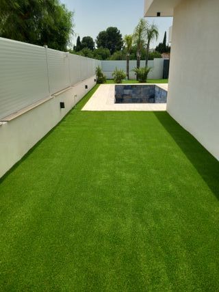 instaladores césped artificial