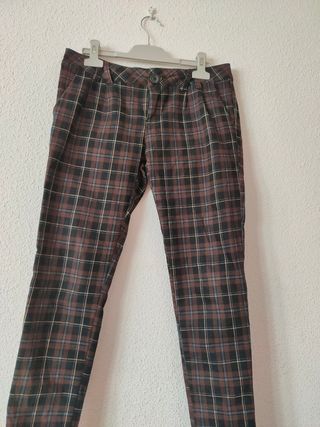 Pantalón elástico de cuadros
