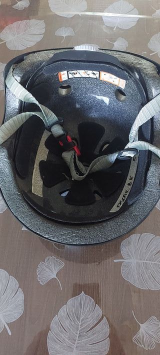 Casco para patinar