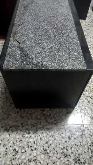 Habitación matrimonio Madera, Piel y granito.