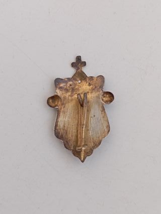 Pin insignia religiosos y federación de caza