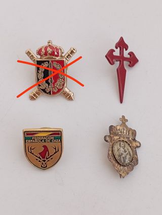 Pin insignia religiosos y federación de caza